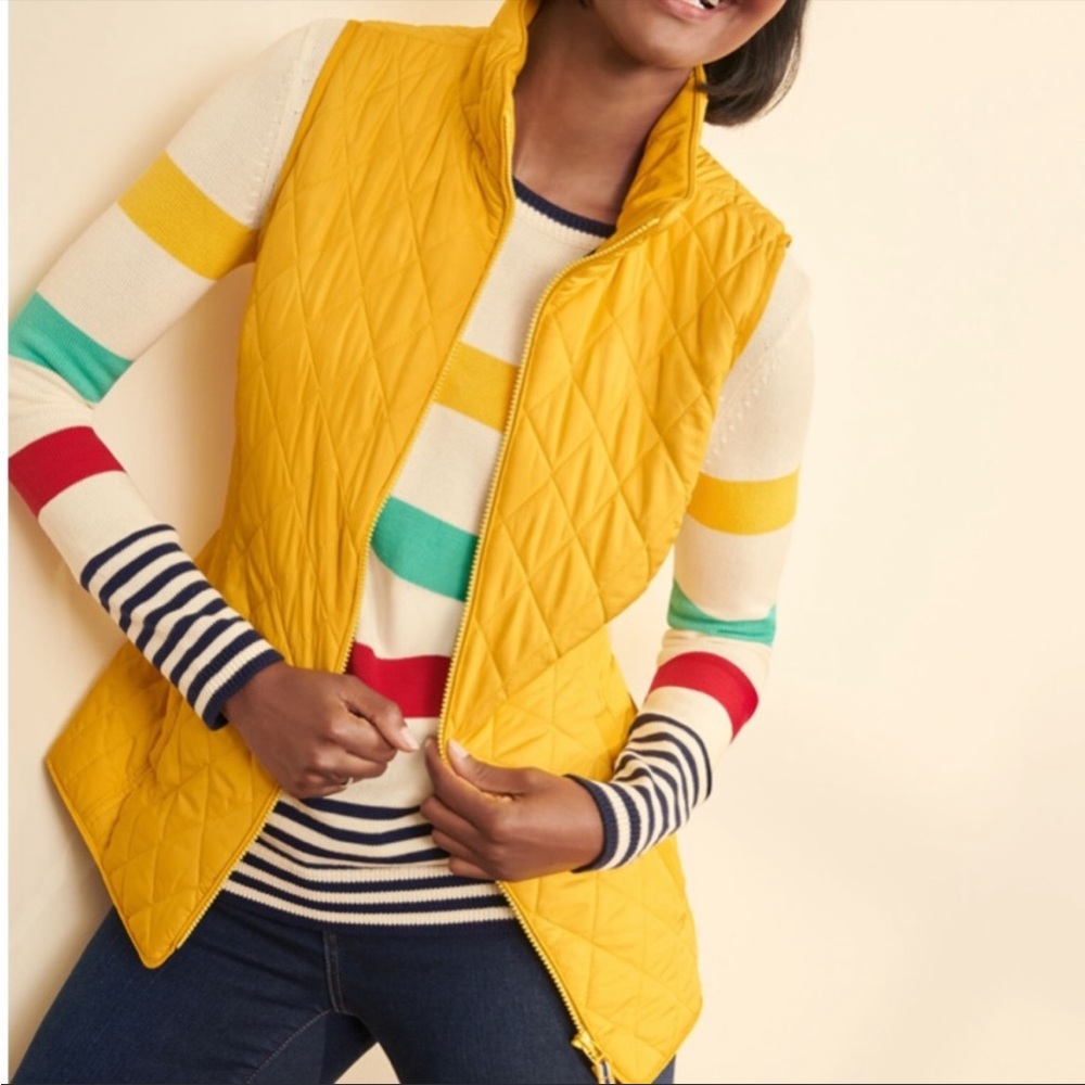 Talbots Yellow Quilted Vest stretchy side panels, front pockets size medium